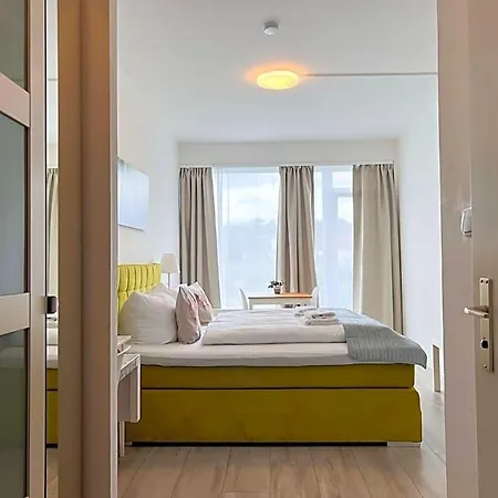 Weserstern Bed and Breakfast Βρέμη