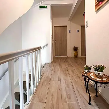 Weserstern Bed and Breakfast Βρέμη